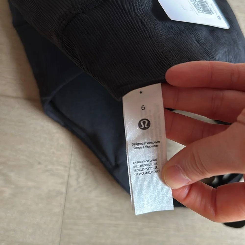 NWT energy longline bra ribbed black size 6 lululemon - Picture 8 of 12